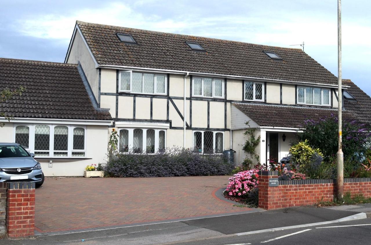Highworth House Bed & Breakfast Swindon Ngoại thất bức ảnh